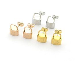 Stainless steel fashion v lock ear studs 18k gold men and women stud earrings for woman8022093