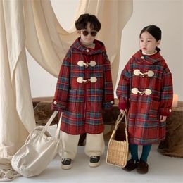 Winter Kids Fleece thicken mid-length hooded coats Boys and girls claw button warm trench jackets 231225