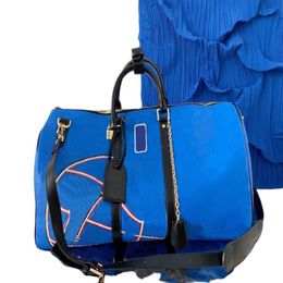 Duffle Travel Men Women Genuine Leather Handbag Shoulder Duffel Bags Designer Luggage Handbags Lock Large Capacity Sport Bag 55CM 268p