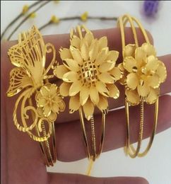 Cuff Bracelet Open bangle fashion Jewellery 18K Gold pted Hollowed single Flowers butterfly Bracelet Charm For women adjustable in size9028977