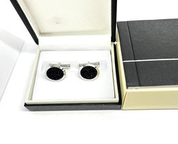 Luxury Cufflinks with box French Cuff Links Shirt Cufflink For men High Quality Top Gift M44698329