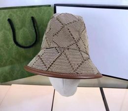 Designer Bucket Hat Fashion Khaki Caps Letter Lattice Design for Man Woman Four Seasons General 2 Styles Top Quality8573030