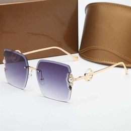 Summer Fashion womens sunglasses Designer Square Frameless Art Pearl Embellished Gold Metal Temples Premium Texture Simple and Ele337j