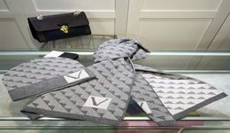 Winter Hat Scarf Set Scarves With Classic Plaid Unisex Elegant Warm Letters Design for Man Women Shawl Long Neck 4 Colors5181106