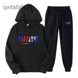 Mens Fashion Tracksuits Womens Casual Hooded Trapstar Tracksuit Sport Running Sweat Suits Men Hip Hop Style Sweatsuits 22fw Women Sets 3xl HVEO