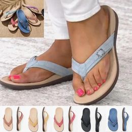 Slippers Summer Flat Bottom Leisure Flip-flops Fashion Simple And Comfortable Ladies Home Solid Colour Sandals