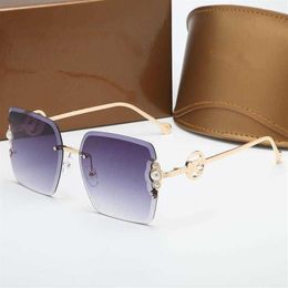 Summer Fashion womens sunglasses Designer Square Frameless Art Pearl Embellished Gold Metal Temples Premium Texture Simple and Ele189S