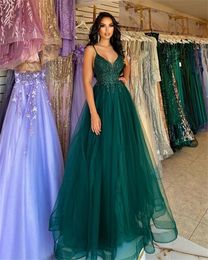 Elegant Dark Green Prom Pageant Dress 2024 V-neck Straps Sequins Appliques Evening Formal Party Gowns Vestido De Longo Robe De Soiree