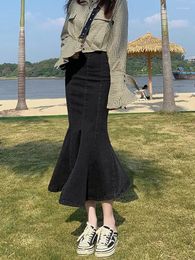 Skirts Korean Fashion Warp High Waist Black Fishtail Spliced Denim Skirt For Women Retro Slim Long Clothing F48