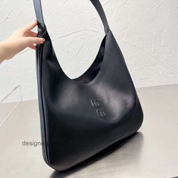 new arrival Designer bag Tote bags Women's Capacity mui mui Tote Bag Tidal Shoulder Handheld Oblique Cross Underarm Commuter Bag mui bag M JJVOl