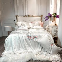 sets 100% Cotton Bedding Set Luxury White Pastoral Flower Embroidered Bedclothes Queen King Size Soft Smooth Duvet Cover Bed Sheet Pill