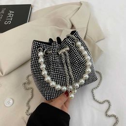 Shoulder Bags Fashion Rhinestone Crossbody Bucket Bag Women Evening Clutch Drawstring Pearl Chain Shiny Exquisite Handbags Purseblieberryeyes