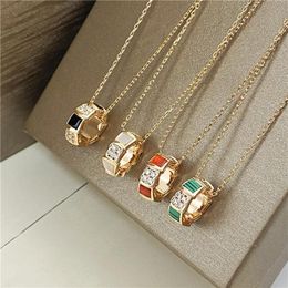 Necklaces diamond necklace womens pendant Necklace fashion jewelry for women shell 18K rose gold silver chain red green necklaces jewelrys d