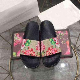 Size 36-48 Designers Slippers For Men Women Floral Slides Flats Platform Sandals Rubber Brocade Slides Mules Flip Flops Beach Shoes Loafers Free Shipping Sliders W6