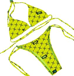 ألواح التدرج الملون مثير ثلاث نقاط Thong Thong Bikinis مصمم رسالة طباعة النساء الدانتيل حتى الرسن sbiquinis مجموعة ملابس السباحة الصيفية