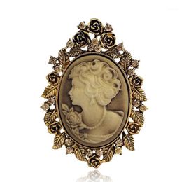 Pins Brooches Whole- Vintage Wedding Accessories Joyeria Cameo Beauty Queen For Women Crystal Rhinestone Gold Silver Antique 3180