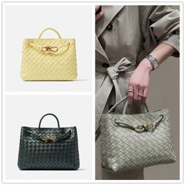 Botte Venetas Small Andiamo Totes bags Top Handle Bag New Woven Womens Bag Versatile Fashion Genuine Leather Linggetote Bag Casual One Shoulder Diagonal Strad WNWWV