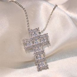 2018 New Arrival Top Selling Luxury Jewelry 925 Sterling Silver Six Princess Cut 5A Cuubic Zirconia Cross Pendant Chain Necklace F235K