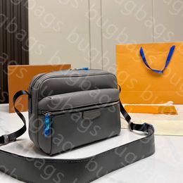 luxury Solid Fashion Business shoulder bag versatile shoulder strap zipper bag wallets mini black crossbody designer bag luxurys woman handbag