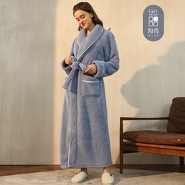 Womens Robe 2023 Autumn And Winter Thickened Warm Large Size Dressing Gown Beauty Salon Health Curator Over The Knee Luxury Noble Bath Otond