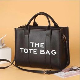 Bags Handbags Men Leather TRIO Messenger Bags Luxury Shoulder Make up Bag Designer Handbag Tote Man's bag 0133