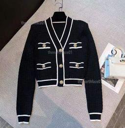 Women's Jackets Woman Outerwear Slim Sweatshirts Womens Designers Jacket Black White Long Sleeve Coats Chothing Elegant Coat Female Fashion Top C687