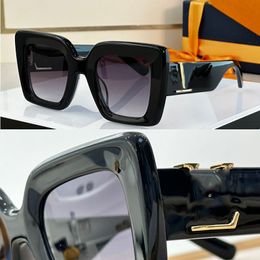 Designer oversize square sunglasses with high-quality fashionable men and women acetate square frame metal large letter logo on temples Z2302U travel vacation