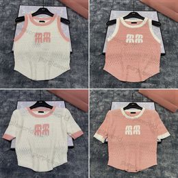 Designer de malhas para mulheres gola redonda suéter cortado malha manga curta moda colete tops