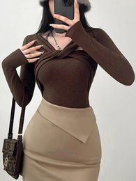 Women's T Shirts Fashionable Small Design Sense V-neck Sexy Solid Color Top Wear Waist Wrapped Long Sleeved T-shirt 2024 Autumn Retro