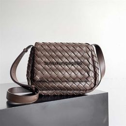 Womens Cobble Shoulder Bag Botteg Venetas Luxury Bags Star Style Cobble Bag Sheepskin Woven Womens Bag Single Size Crossbody Handbag under the Armpit Same Style HBRJ