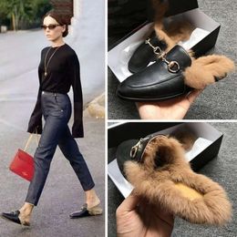 Designer shoes Women's fur slippers for outdoor wear autumn winter Muller shoes famous rabbit buns half slippers flat fur shoes Furry slipper Z6TWl