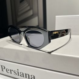 luxury sunglasses Square Sunglasses 04 for Women Brand Designer Black Crystal Grey Oversized Vintage Female Sunglasses Fashion Shades