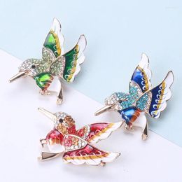 Brooches Dmari Women Brooch Cute Enamel Rhinestone Hummingbird Lapel Pin Parrot Office Lady Badge Accessories For Clothing Luxury Jewellery