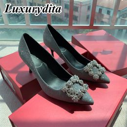 High quality womens sandals pumps leather sole banquet stiletto catwalk luxury pointy high heels Designer Flat Ballet shoes Fashion heel ladies Mules vivier G3098