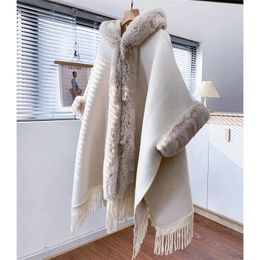 2023 Women's Fashion Poncho Batwing Sleeve Fur Big Cloak Lady Streetwear Thickening Solid Warm Shawls with Hooded T73 231226