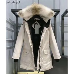 Goose Jacket Designer Women Down Jacket Fashion Brand Long Coat Large Pocket Fur Collar Thermal Top Female Large Coats Canda Goose 774
