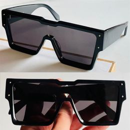 Mens designer SUNGLASSES Z1547 square one-piece lens with four-leaf crystal decoration BLACK and White men classic sun glasses fas326A