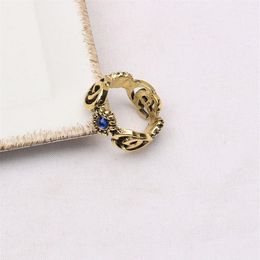 Top Quality 18K Gold Plated Brand Letter Band Rings for Mens Womens Fashion Designer Brand Letters Rhinestone Crystal Metal Daisy 286W