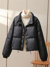 Winter Bubble Puffer Jacket Women Long Sleeved Casual Short 90% White Duck Down Coat Female Loose Feather Parka 231226