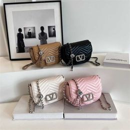 28% OFF Designer Xiaoxiangfeng Korean version shoulder summer new trendy brand chain for women's Lingge crossbody bag stylish