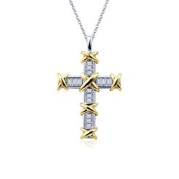 2020 New Arrival Unique Ins Luxury Jewelry 925 Sterling Silver Princess Cut Topaz Cross Pendant Party Women Wedding Link Chain Nec312o