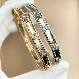 2023ss Bracelets Designer Luxury Jewellery Women Bangle Classic 5 0 Titanium Steel Alloy Gold-Plated Steel Gold belcher Charm Bracel256U