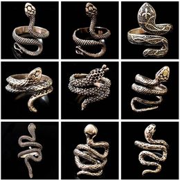 Whole 30pcs lot Top Mix Retro Punk Exaggerated Snake Ring Men Women Hip Hop Animal Cool Biker Rocker Jewelry Antique Siver Mal2692