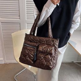 Shoulder Bags Autumn Winter Down Padded Large Capacity Quilted Bag Zipper Pocket Lady Tote Waterproof for Shoppingblieberryeyes