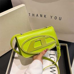 18% OFF Designer bag New Crowd Design Women's Handheld Shoulder Crossbody Small Square Fashion Dingdang Bag