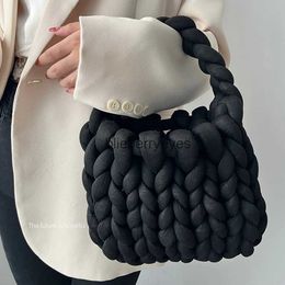 Shoulder Bags Ladies Casual Bag Hand-woven Shopping Wool Fashion Soft Diy Handbag Self-woven Homemade Crochetblieberryeyes