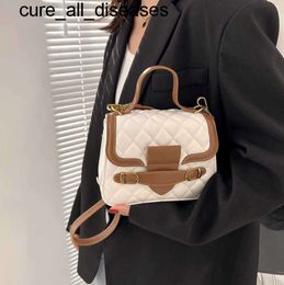 Totes Top Brand Shoulder Bags for Women 2024 Fashion Purses and Handbags Designer Crossbody Bag Cute Satchel Luxury Hand Clutch