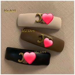 Hair Clips Barrettes Vintage Hair Clips Fashion Leather Side Clamp Ladies Solid Color Hairpins Head Accessories 2024 actress head Festival hairclip necessity