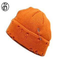 FS Trendy Pin Decoration Worn Hole Design Short Brim Beanies Winter Knitted Hats Hip Hop Beanie For Women Men Orange Slouch Cap7089916