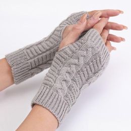 Mittens Knitted Short Braid Gloves Cloghet Arm Fingerless Winter Mittens Ers For Women Fashion Accessories Drop Delivery Fas Dhgarden Dha4N